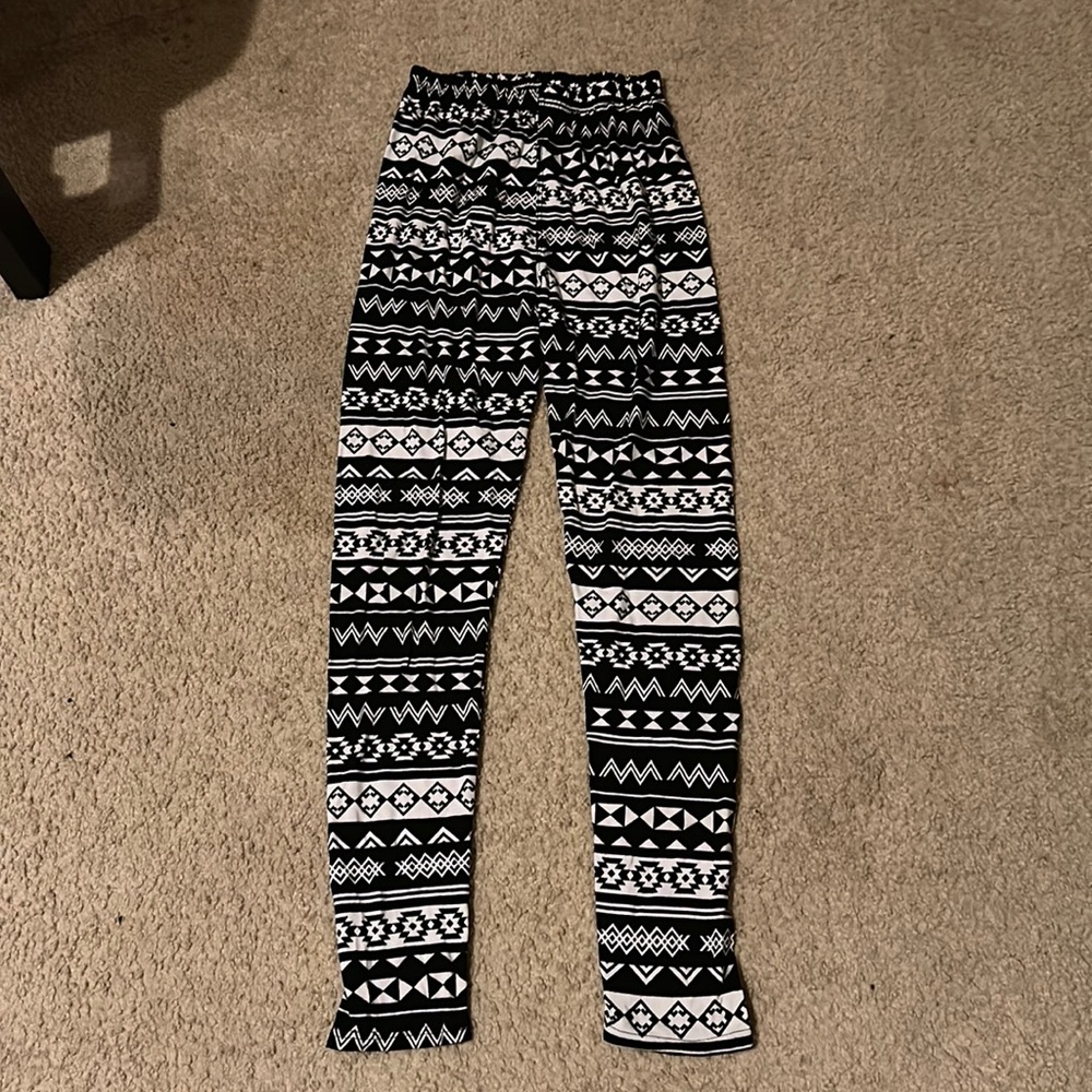 ABSTRACT DESIGN LEGGINGS